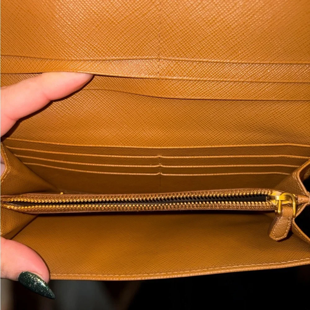 Prada Saffiano Leather Long Wallet - Picture 4 of 5